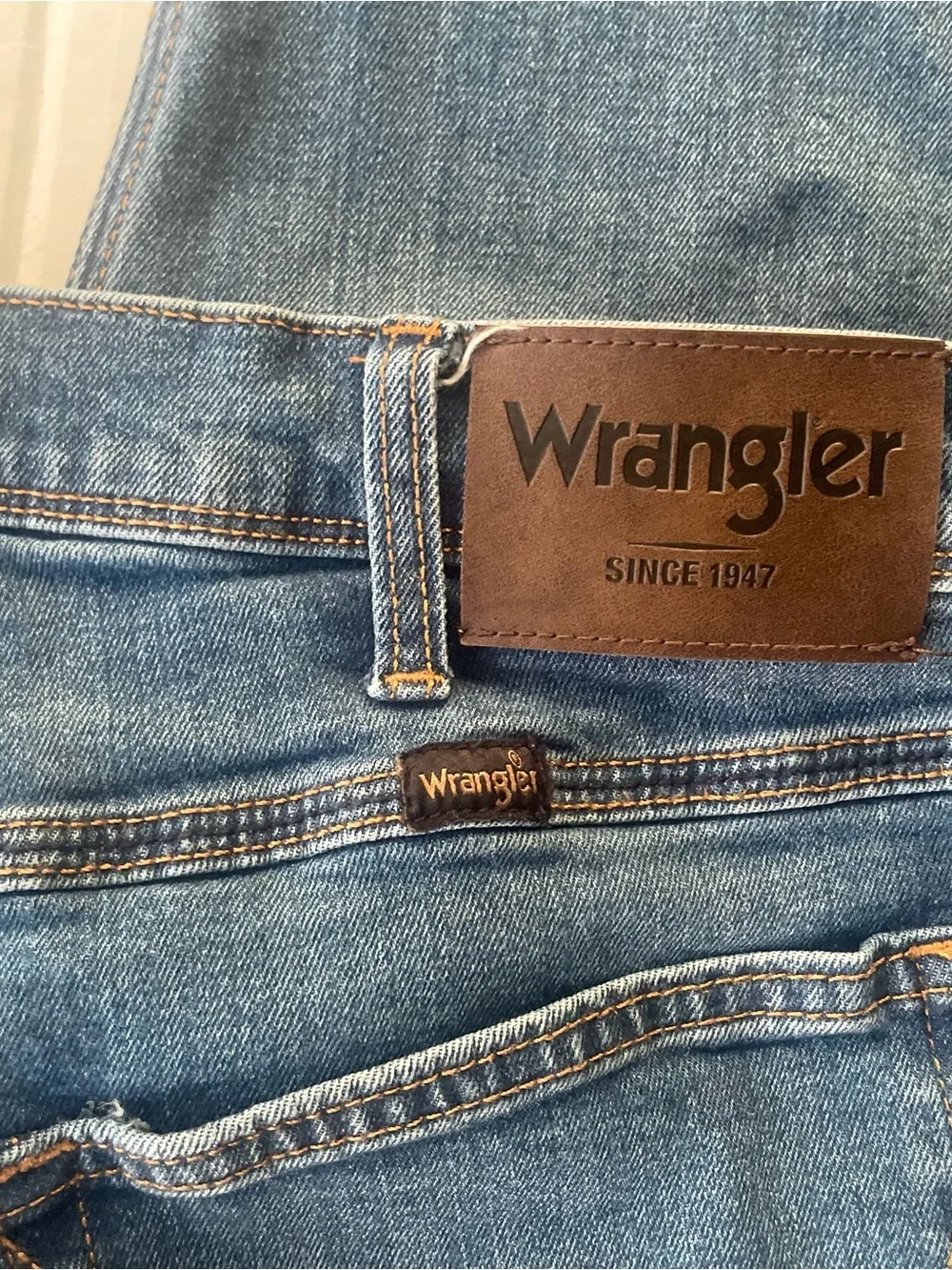 Wrangler Men’s Dark Blue Boot-Cut Jeans